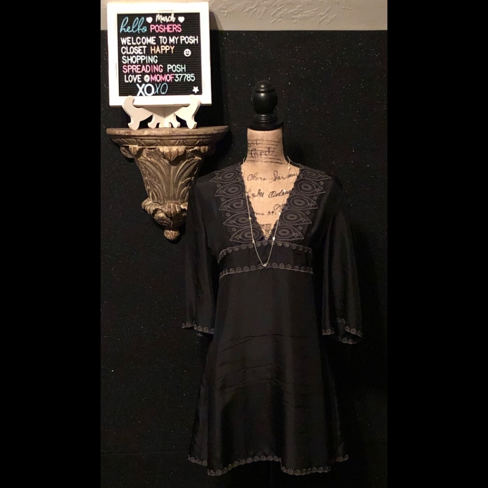 Women’s BCBGMAXAZIRA Silk Blouse